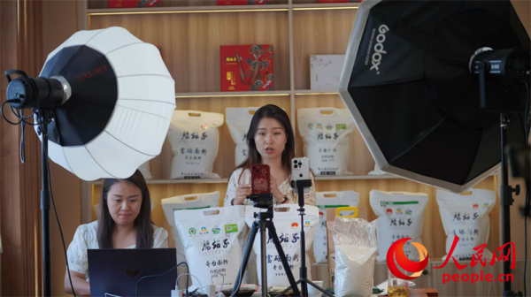 配资世家股票平台 从“一域发展”到“全局添彩”